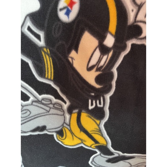 Disney Pittsburgh Steelers Mickey Mouse 36”x 49” Plush Throw Blanket Kids Child - Picture 3 of 5